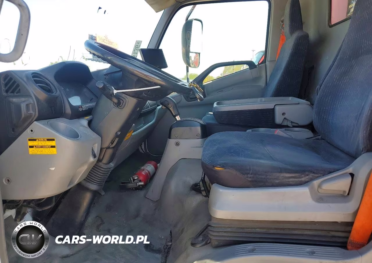 2018 Hino 195 VIN:JHHSDM2H0JK006200 - 7