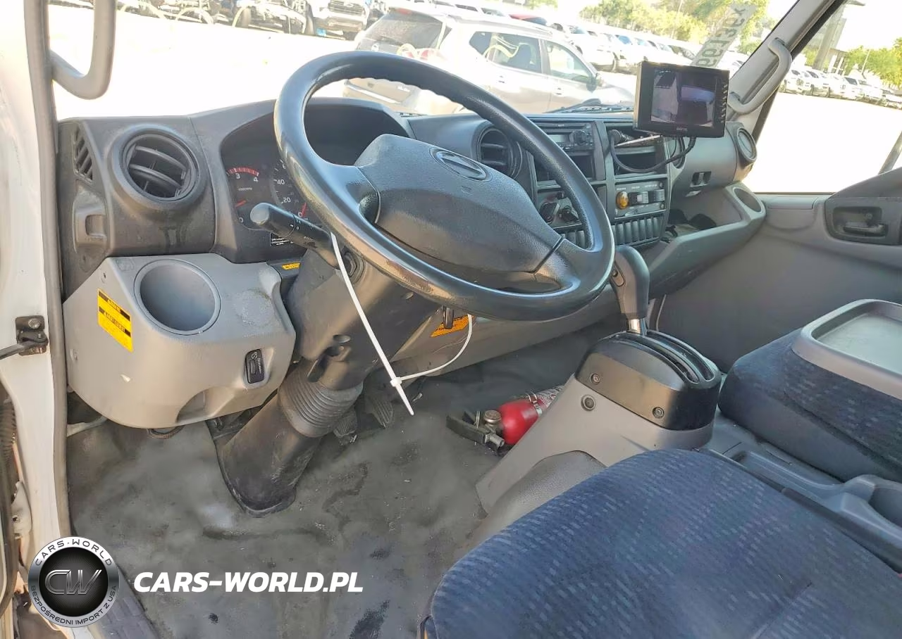 2018 Hino 195 VIN:JHHSDM2H0JK006200 - 8