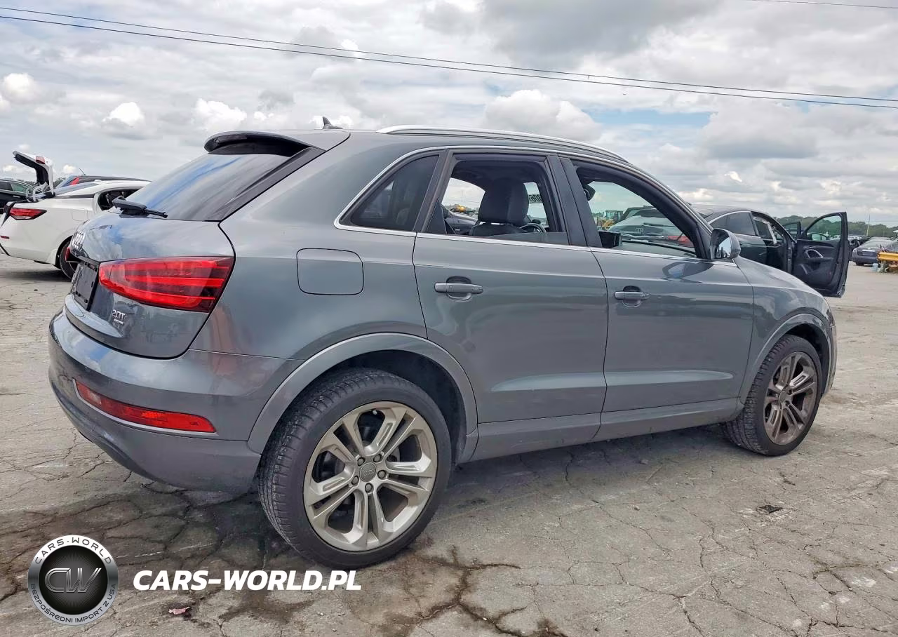 2015 Audi Q3 Premium Plus VIN:WA1EFCFS0FR003199 - 3