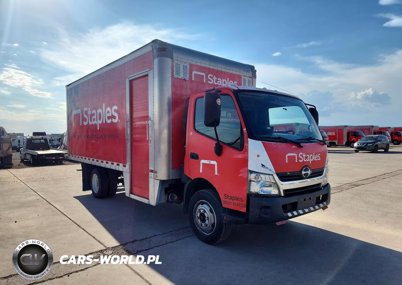2018 Hino 195 Box Truck VIN:JHHSDM2H6JK006315 - 4