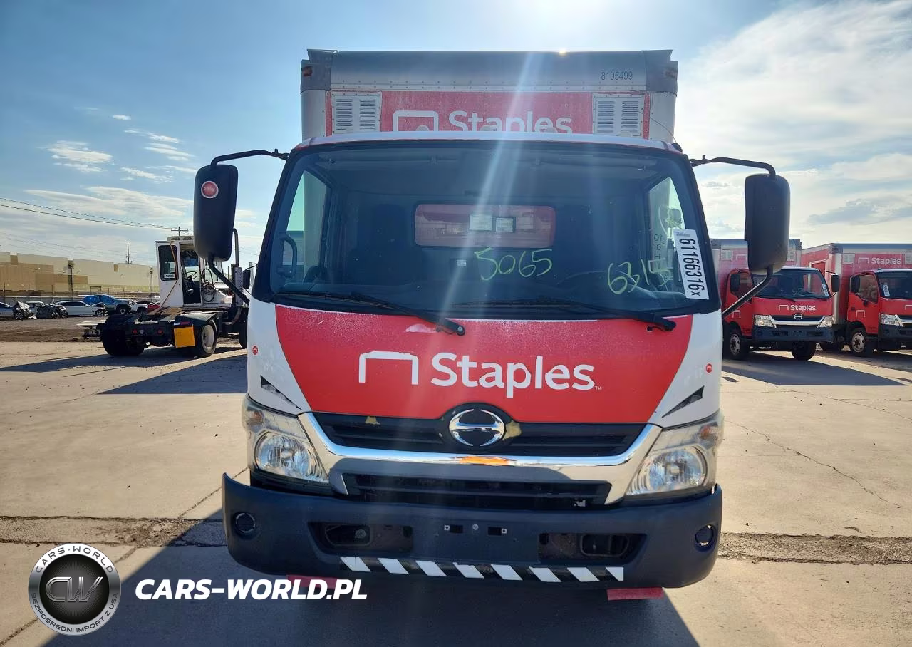 2018 Hino 195 Box Truck VIN:JHHSDM2H6JK006315 - 5