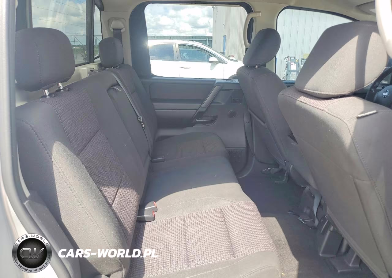 2010 Nissan Titan Xe VIN:1N6BA0EK0AN325071 - 10