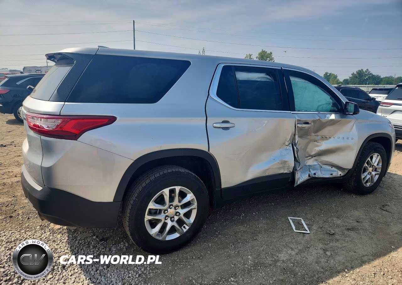 2020 Chevrolet Traverse Ls VIN:1GNERFKW1LJ192048 - 3