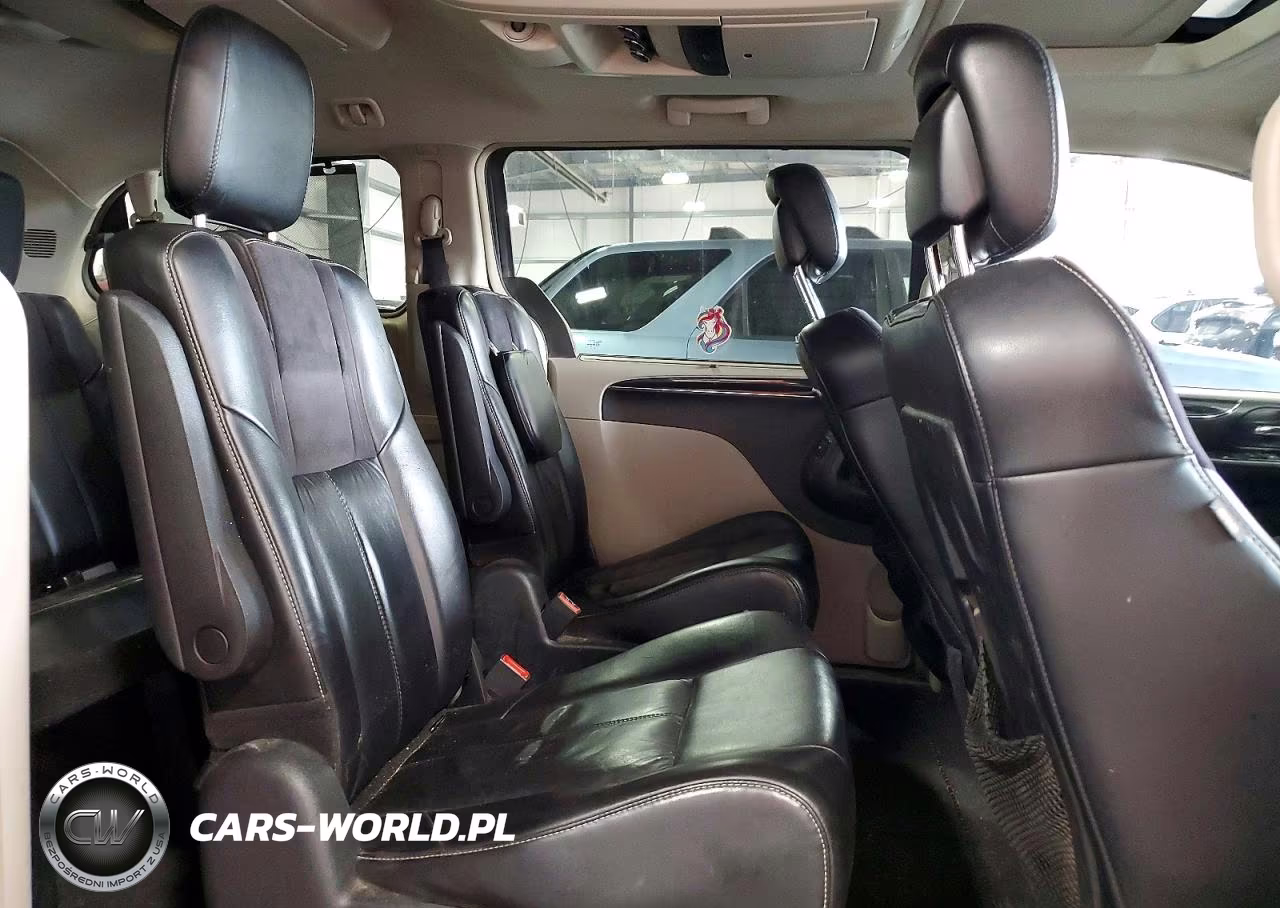 2012 Chrysler Town & Country Limited VIN:2C4RC1GG0CR362704 - 11