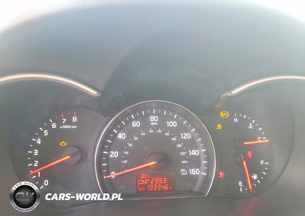 2015 Kia Sorento Lx VIN:5XYKT3A66FG556322 - 9