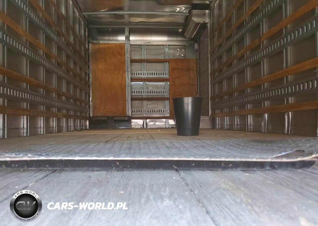 2018 Hino 195 VIN:JHHSDM2H3JK006367 - 11
