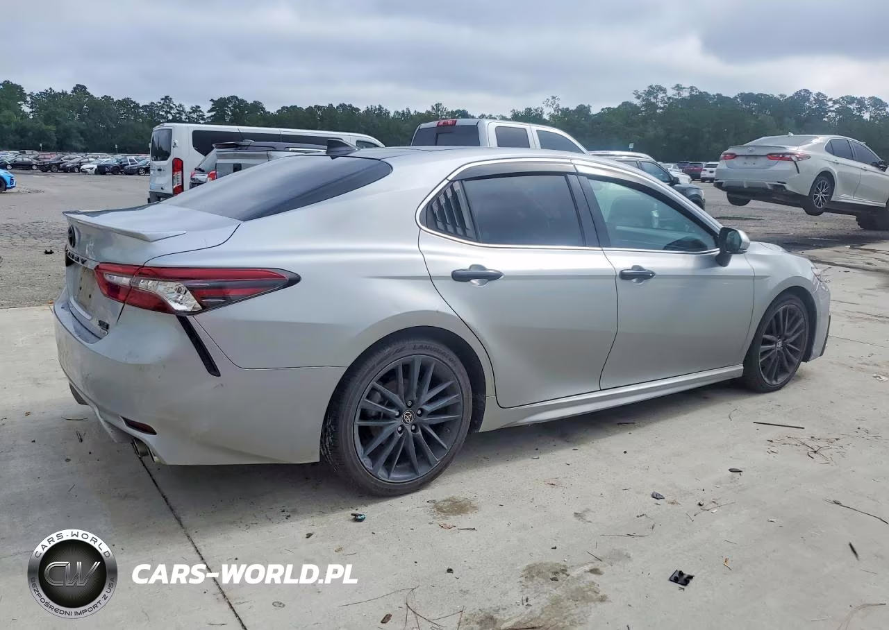 2021 Toyota Camry Xse VIN:4T1K61BK6MU037172 - 3