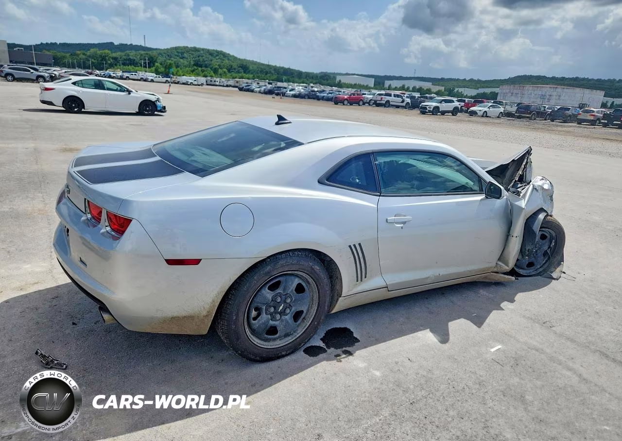 2011 Chevrolet Camaro Ls VIN:2G1FA1ED8B9136175 - 3
