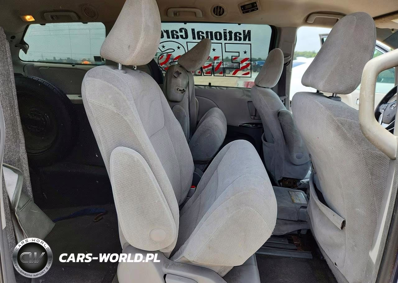 2015 Toyota Sienna Le VIN:5TDKK3DC1FS604669 - 10