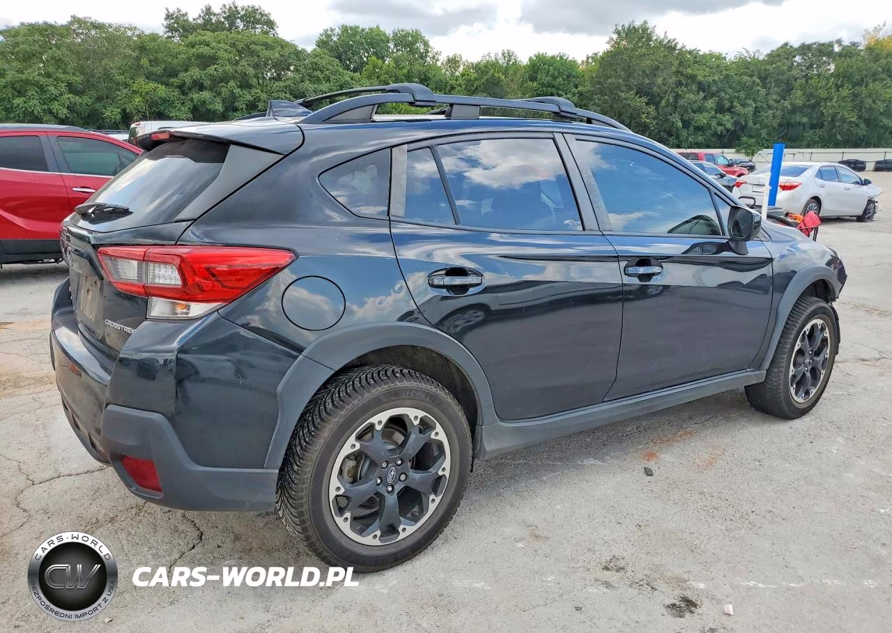 2022 Subaru Crosstrek Premium VIN:JF2GTAECXNH228886 - 3