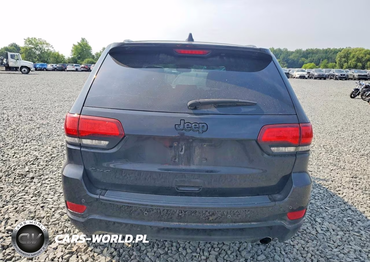 2018 Jeep Grand Cherokee Laredo VIN:1C4RJFAGXJC294459 - 6