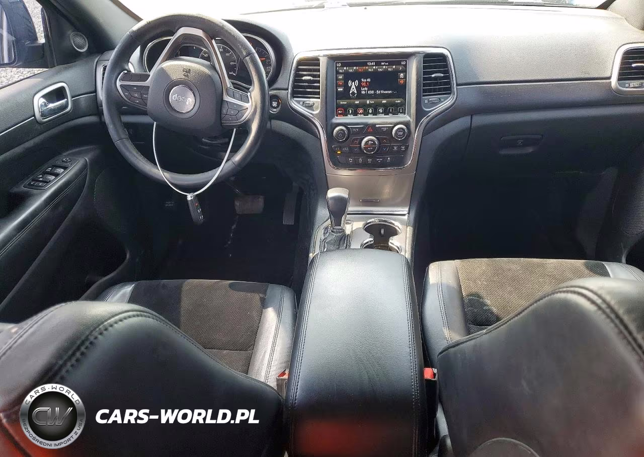 2018 Jeep Grand Cherokee Laredo VIN:1C4RJFAGXJC294459 - 8