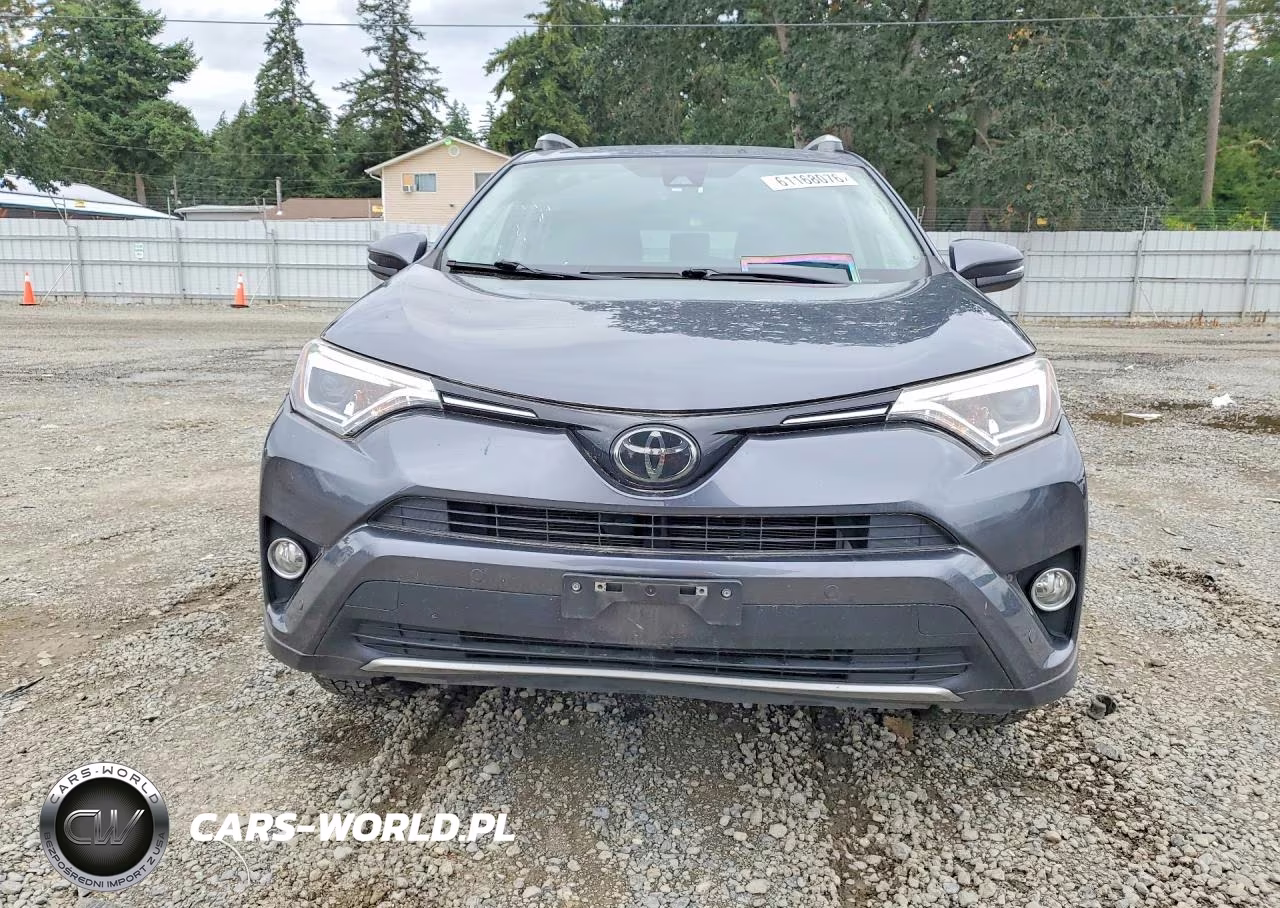 2016 Toyota Rav4 Limited VIN:JTMDFREV0GD197103 - 5
