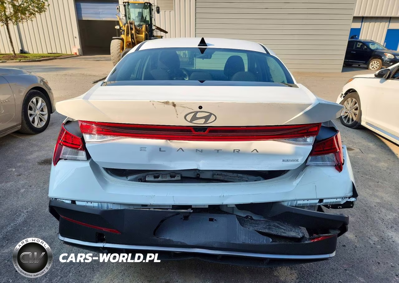 2026 Hyundai Elantra Hybrid Blue VIN:KMHLM4DJ4TU199915 - 6