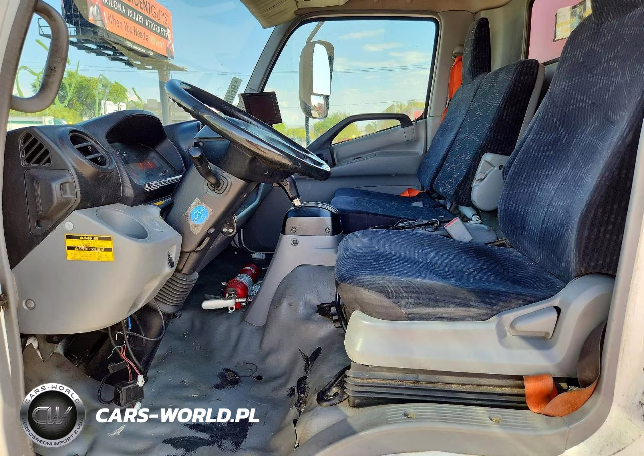 2018 Hino 195 VIN:JHHSDM2H9JK006356 - 7