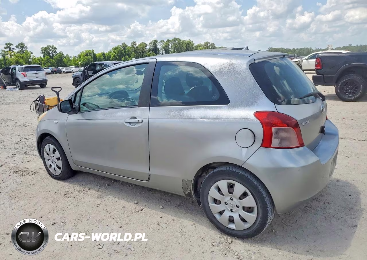 2008 Toyota Yaris Base VIN:JTDJT923385208718 - 2