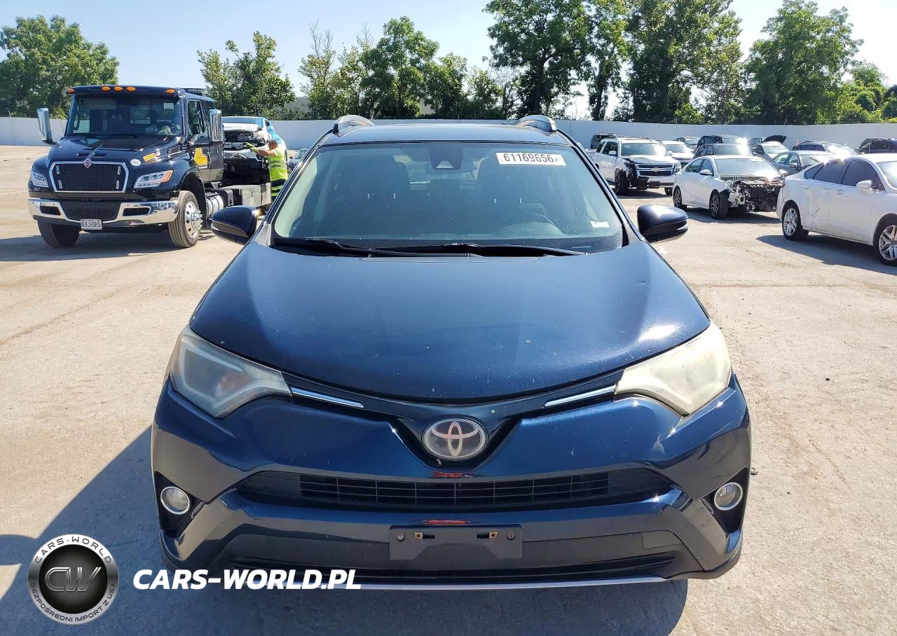 2018 Toyota Rav4 Xle VIN:JTMRFREV7JJ243797 - 5