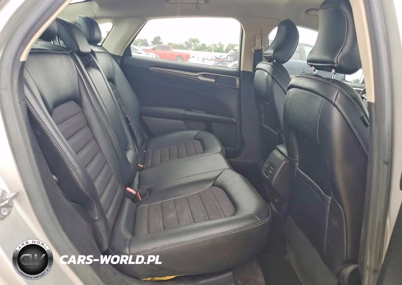 2017 Ford Fusion Se VIN:3FA6P0T92HR145817 - 10
