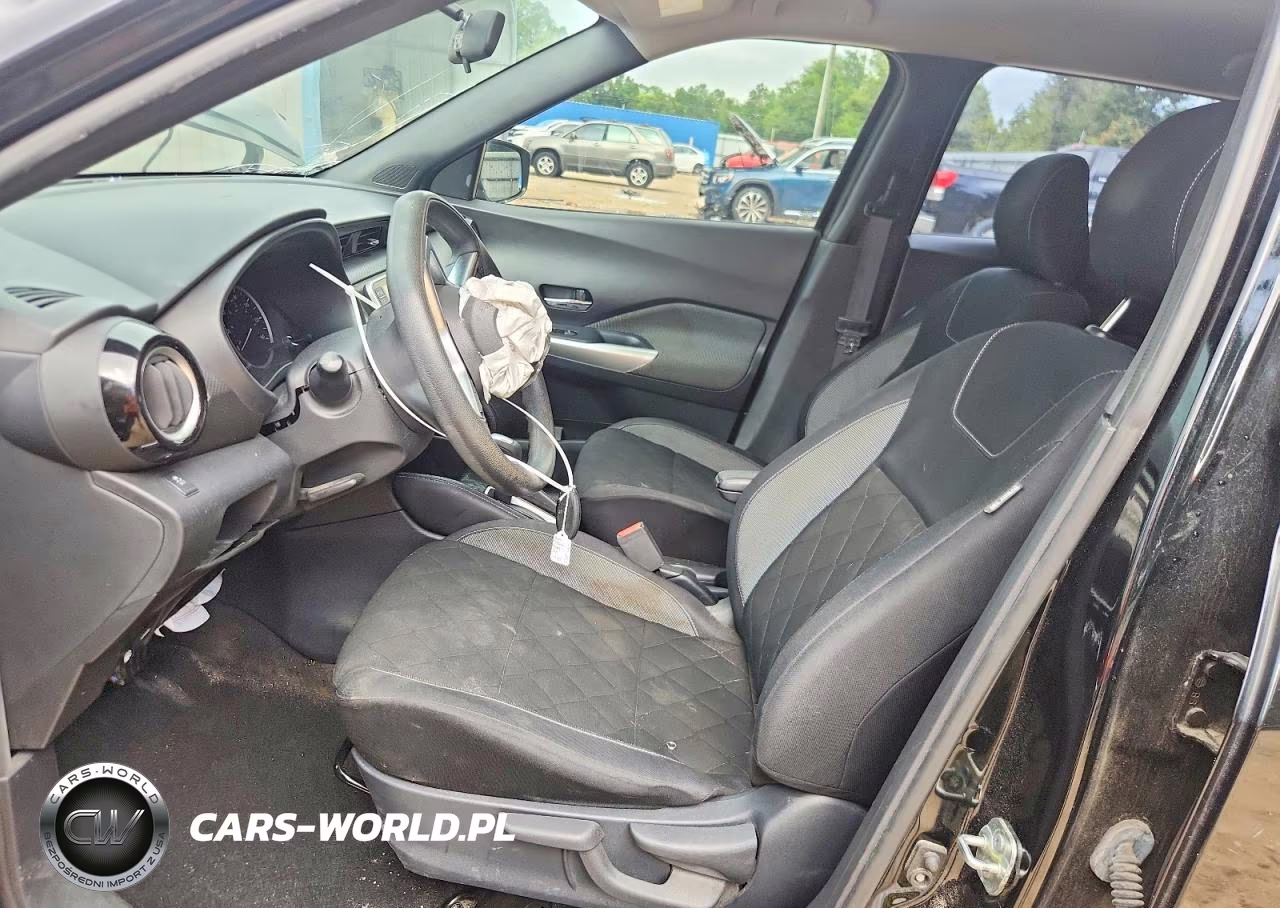 2019 Nissan Kicks Sv VIN:3N1CP5CU0KL560372 - 7