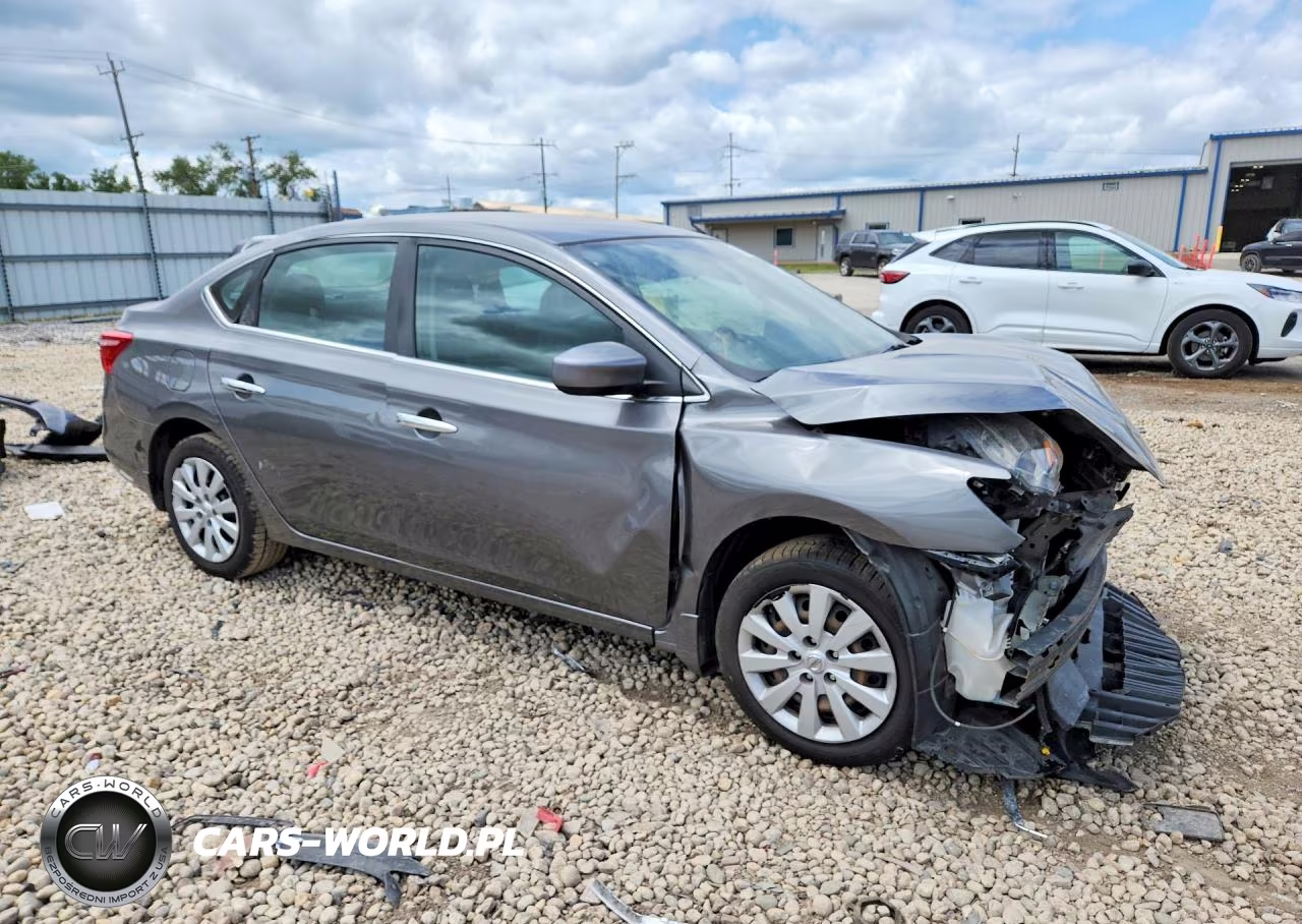 2017 Nissan Sentra S VIN:3N1AB7AP5HY243455 - 4