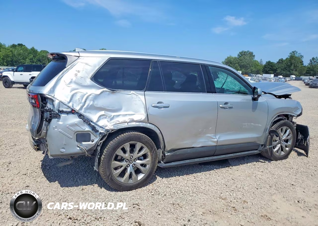 2024 Toyota Grand Highlander Hybrid Limited VIN:5TDACAB54RS009126 - 3