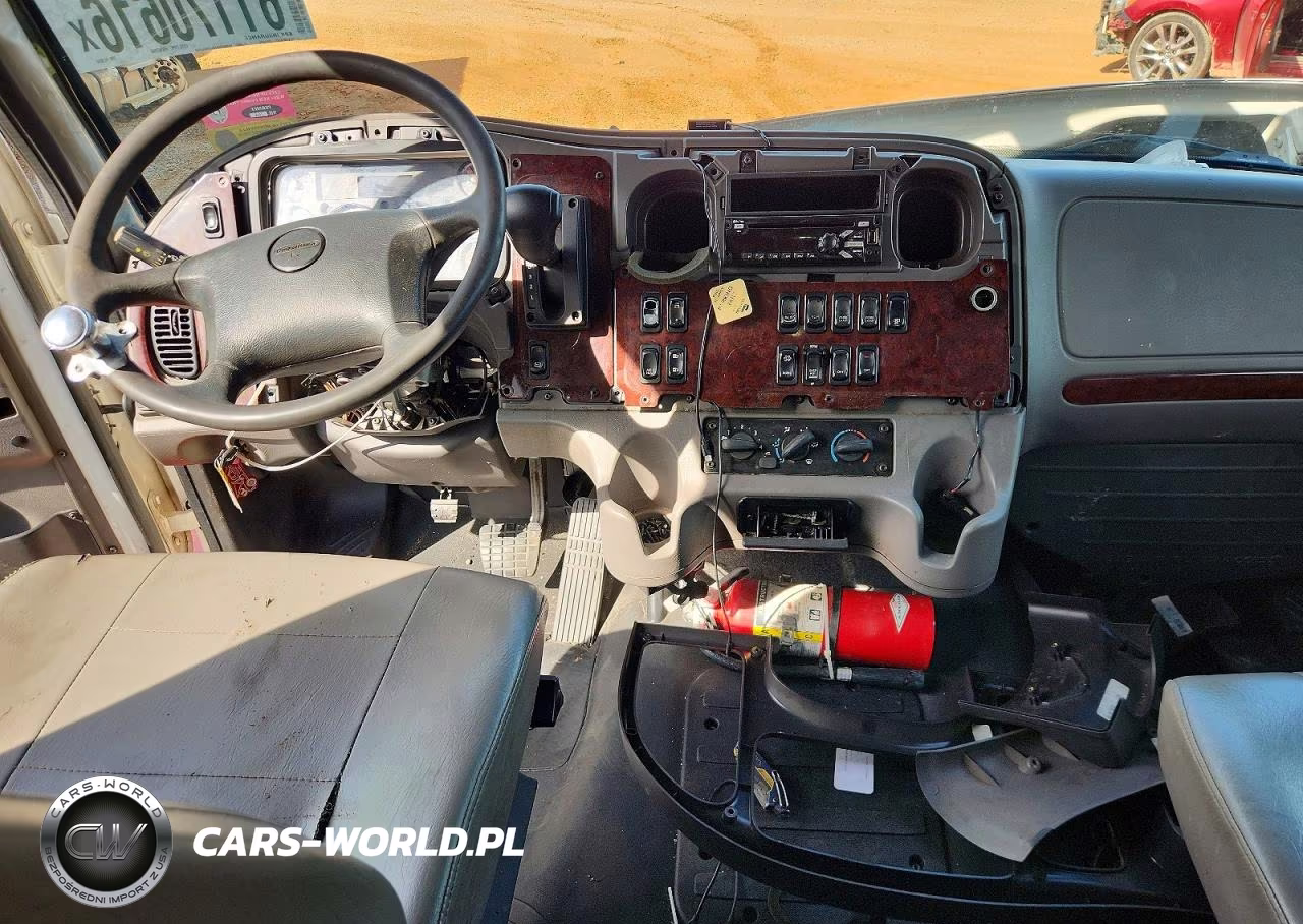 2019 Freightliner M2 106 Med - Rotator Tow Truck VIN:1FVACWFC5KHKL9004 - 8