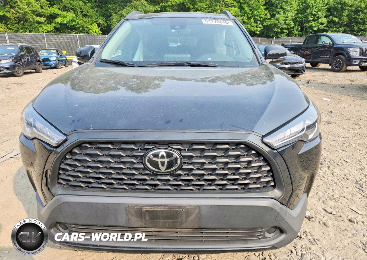 2022 Toyota Corolla Cross Le VIN:7MUCAAAG5NV001585 - 5