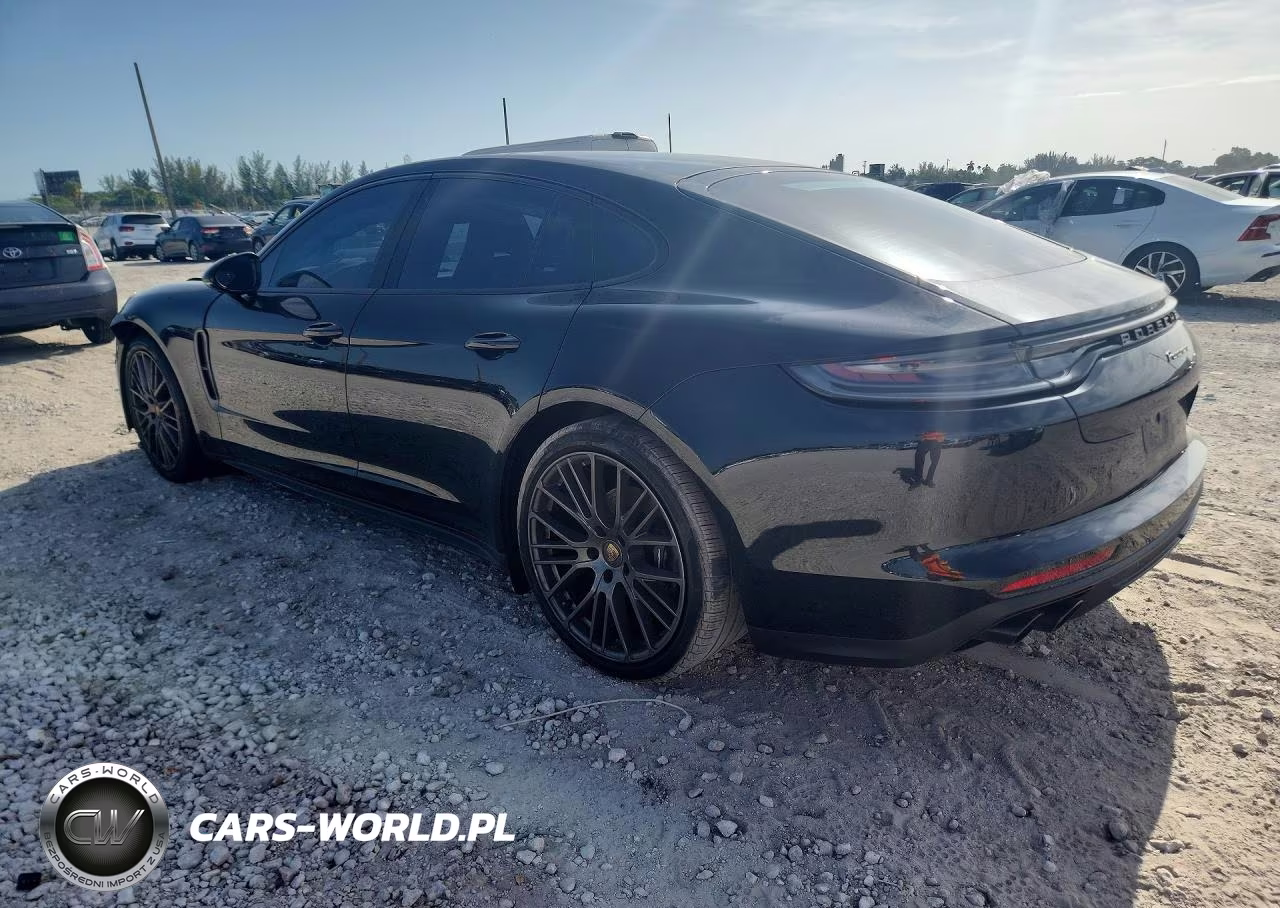2023 Porsche Panamera Base-Platinum Edition-4-4 Plat VIN:WP0AJ2A70PL102948 - 2