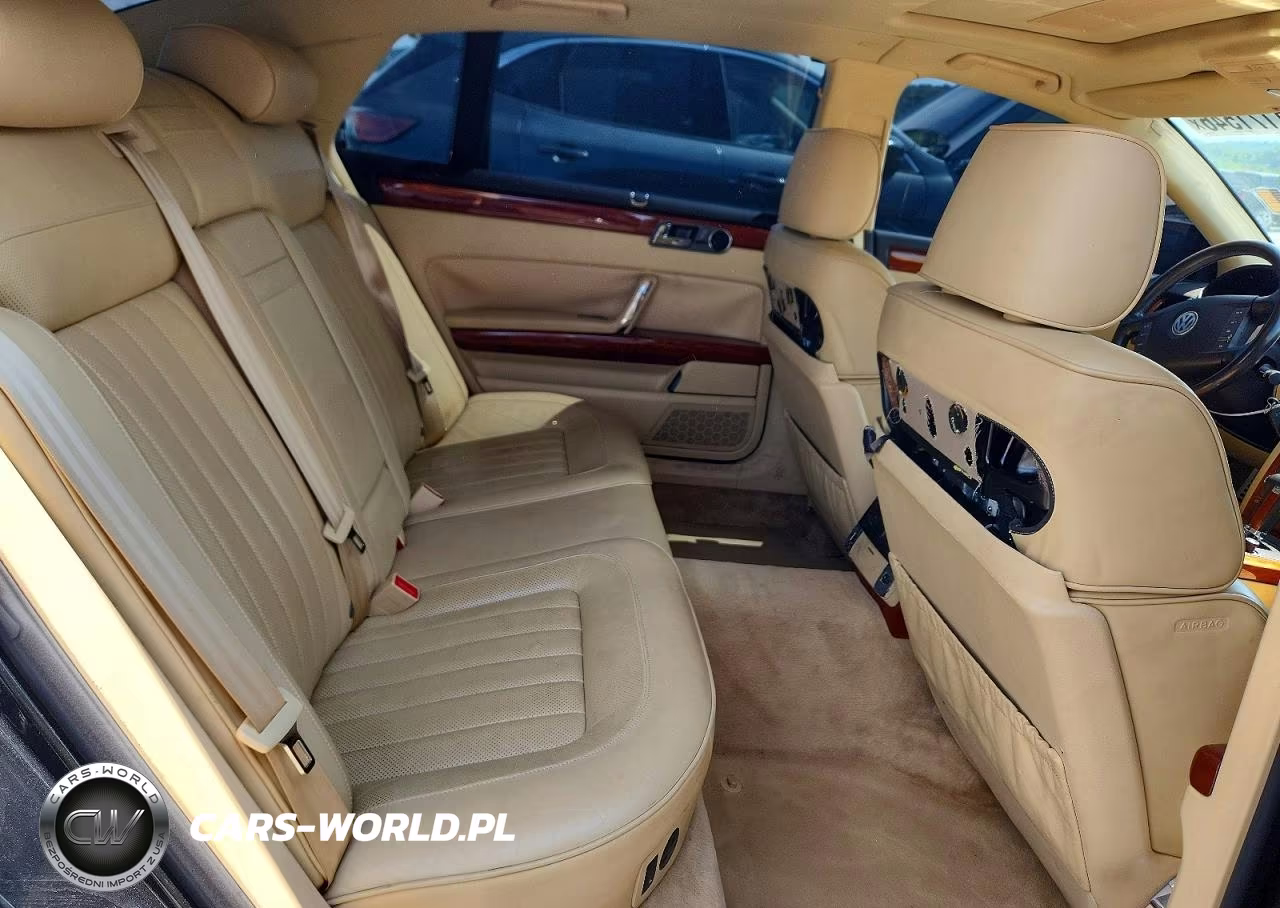 2005 Volkswagen Phaeton 4.2 VIN:WVWAF03DX58004583 - 10