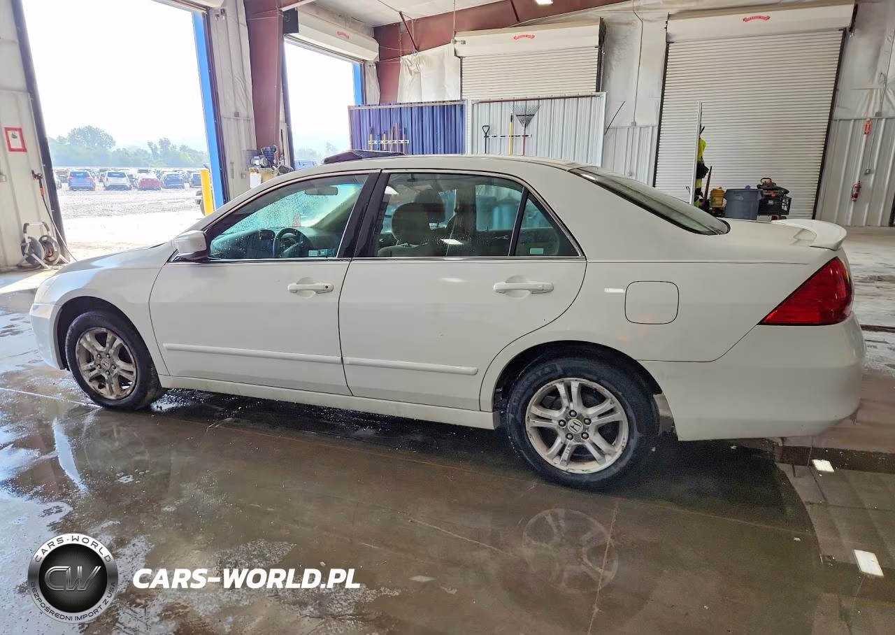 2007 Honda Accord Ex VIN:1HGCM56737A062744 - 2
