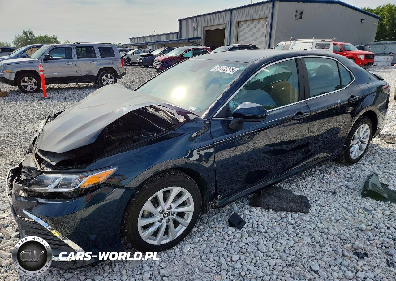 2021 Toyota Camry Le