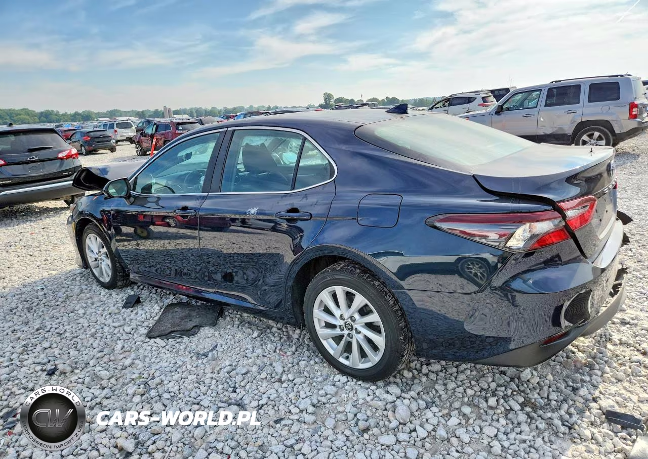 2021 Toyota Camry Le VIN:4T1C11AK2MU596867 - 2