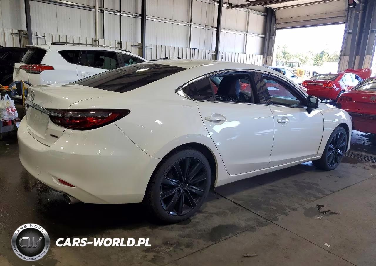 2021 Mazda 6 Touring VIN:JM1GL1VM5M1612945 - 3