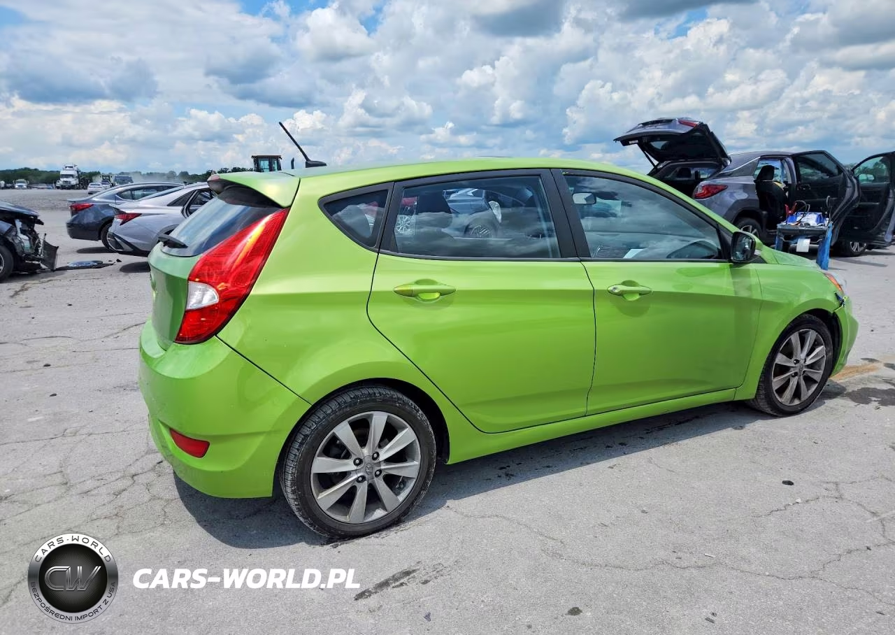 2013 Hyundai Accent Se VIN:KMHCU5AE3DU119826 - 3