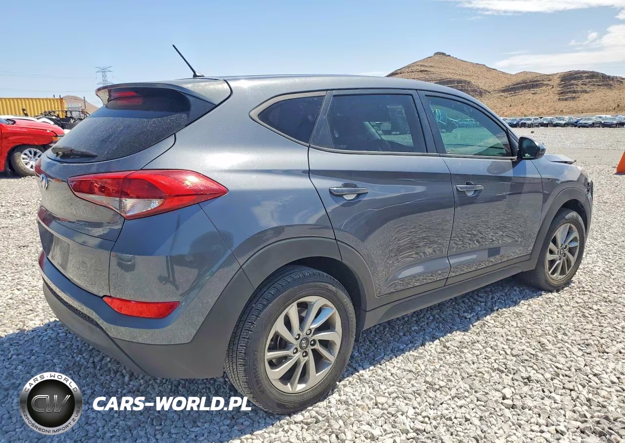 2018 Hyundai Tucson Se VIN:KM8J23A45JU734365 - 3