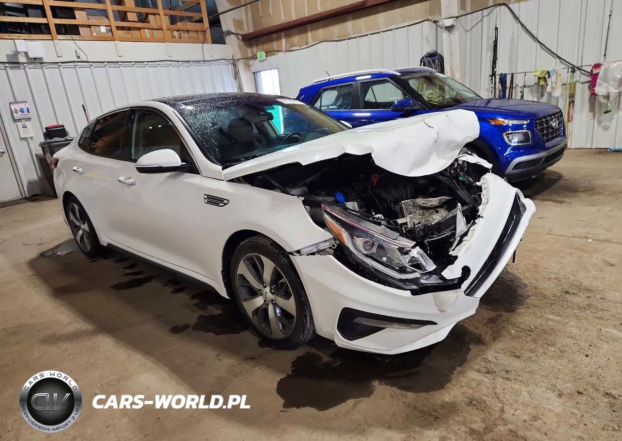 2019 Kia Optima S VIN:5XXGT4L37KG369796 - 4