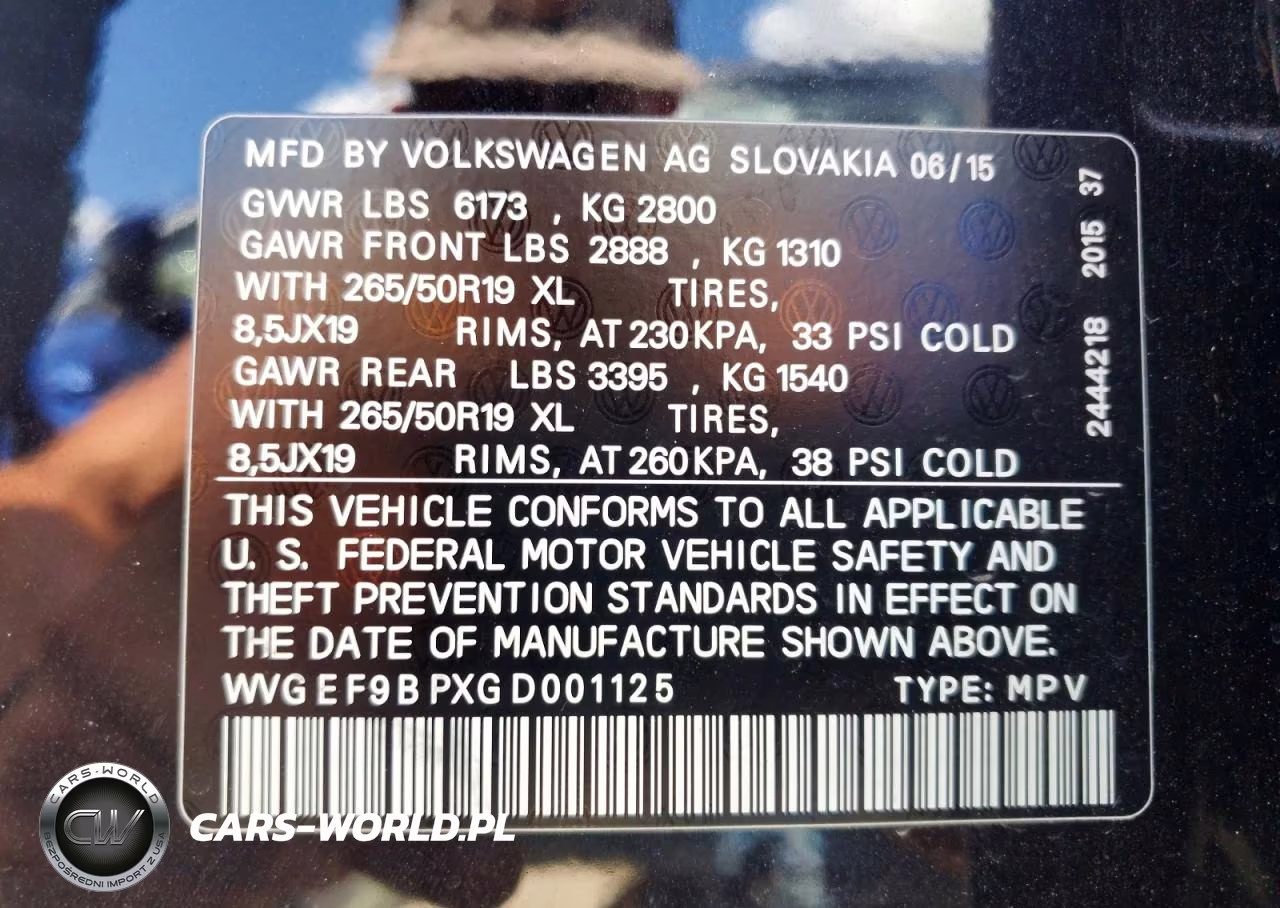 2016 Volkswagen Touareg Sport VIN:WVGEF9BPXGD001125 - 13