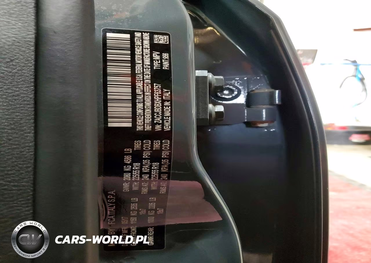 2017 Jeep Renegade Limited VIN:ZACCJBDBXHPF63757 - 12