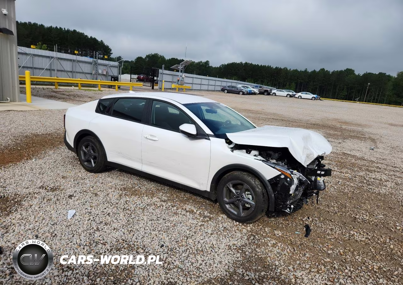 2026 Kia K4 Lxs VIN:3KPFT4DE8TE345304 - 4