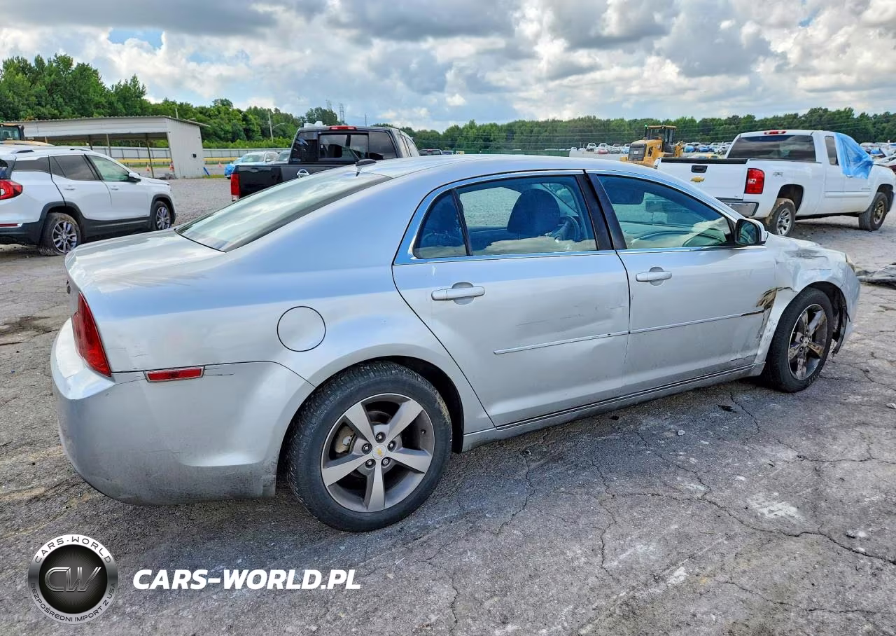 2011 Chevrolet Malibu 1Lt VIN:1G1ZC5E1XBF377215 - 3