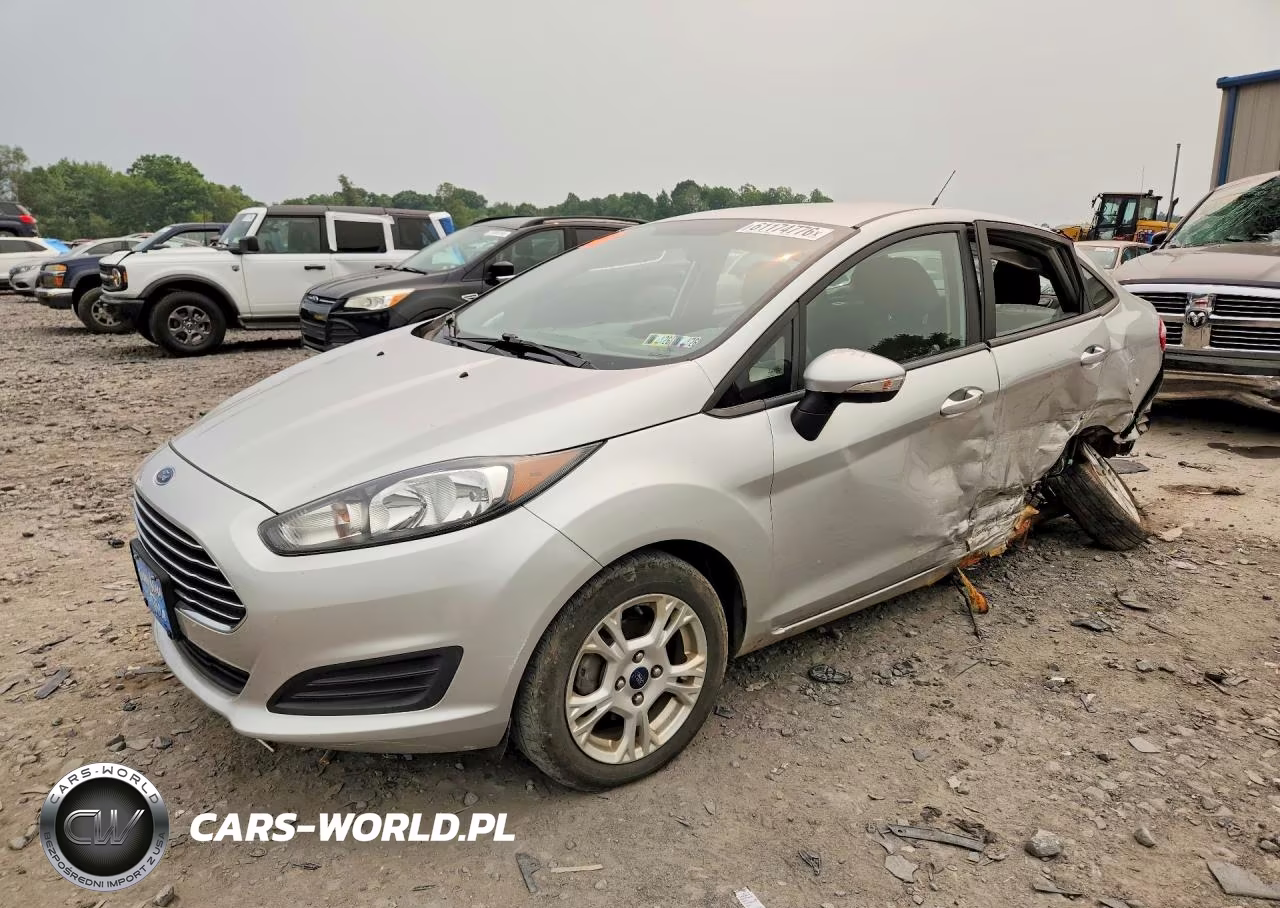 2015 Ford Fiesta Se – zdjęcie 1 z 13