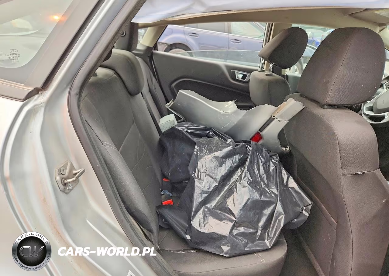 2015 Ford Fiesta Se VIN:3FADP4BJ4FM122639 - 10