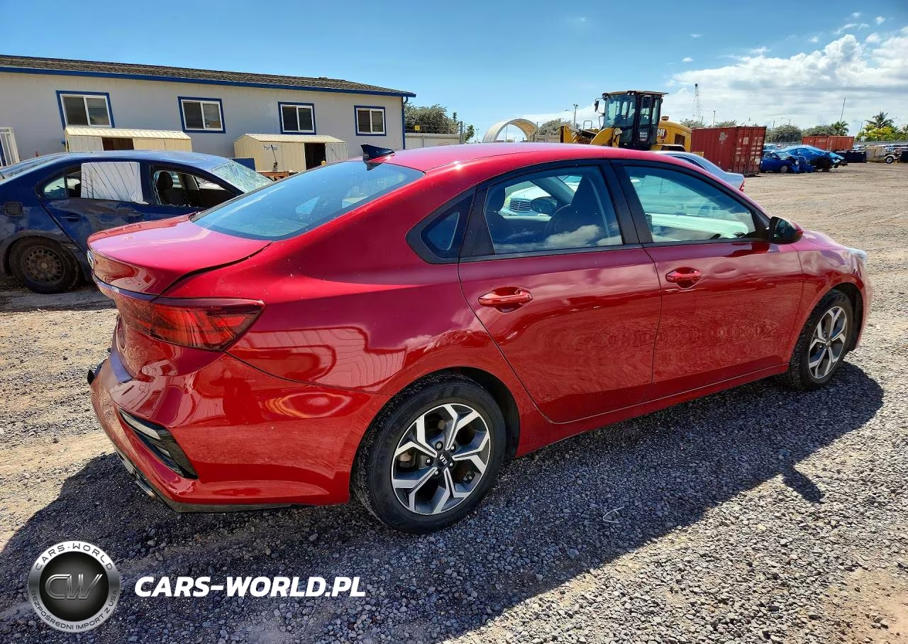 2019 Kia Forte Lxs VIN:3KPF24AD2KE121247 - 3