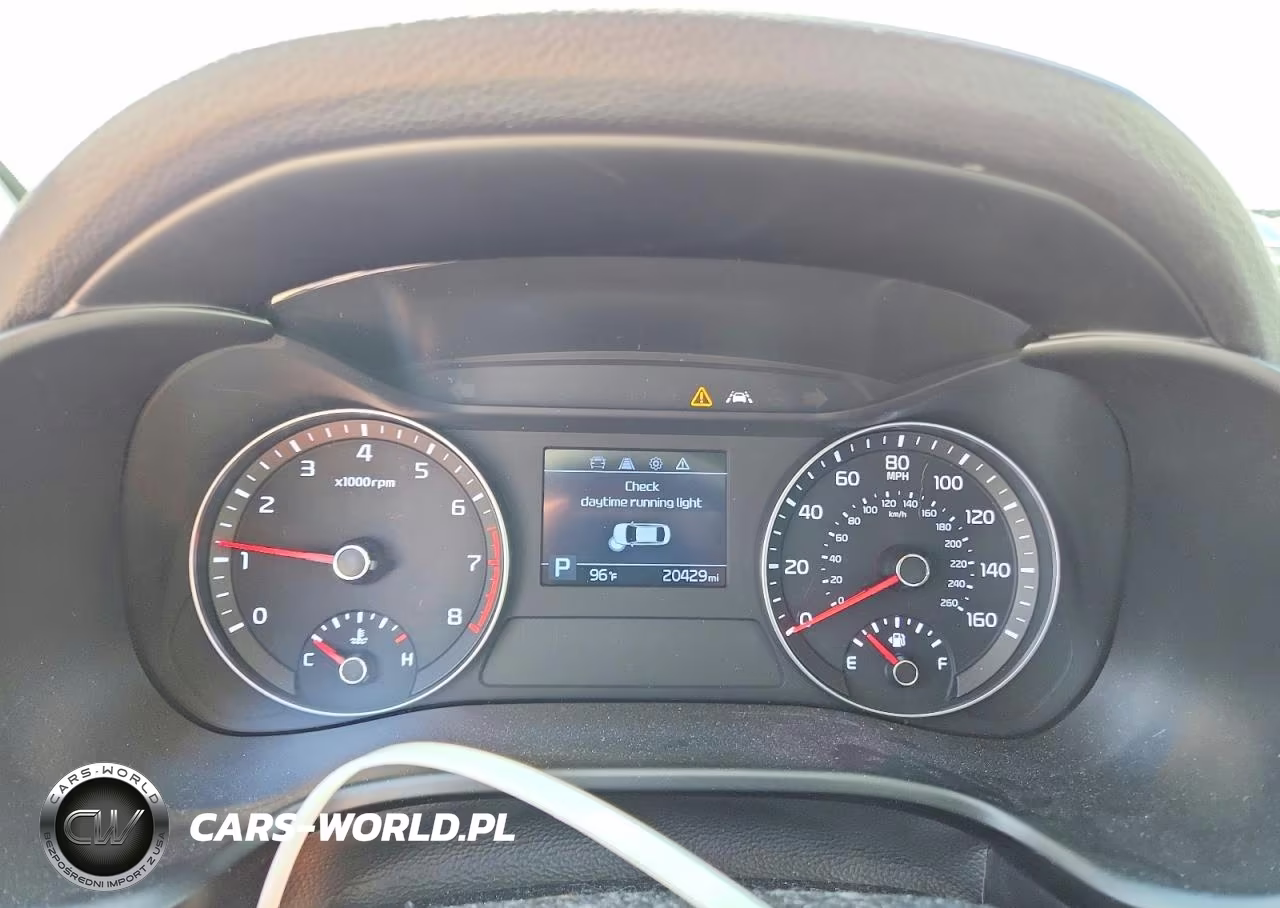 2019 Kia Forte Lxs VIN:3KPF24AD2KE121247 - 9
