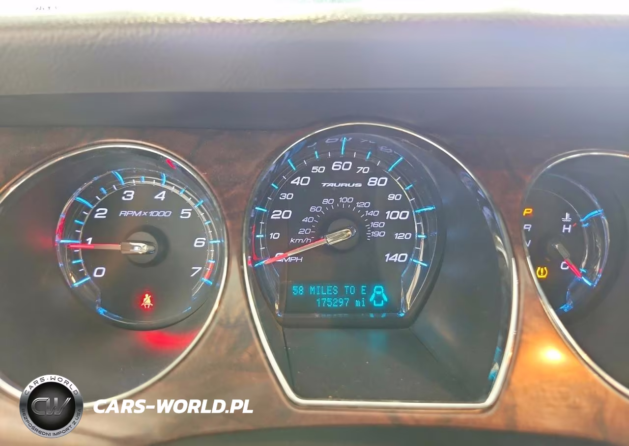 2011 Ford Taurus Limited VIN:1FAHP2FWXBG129420 - 9