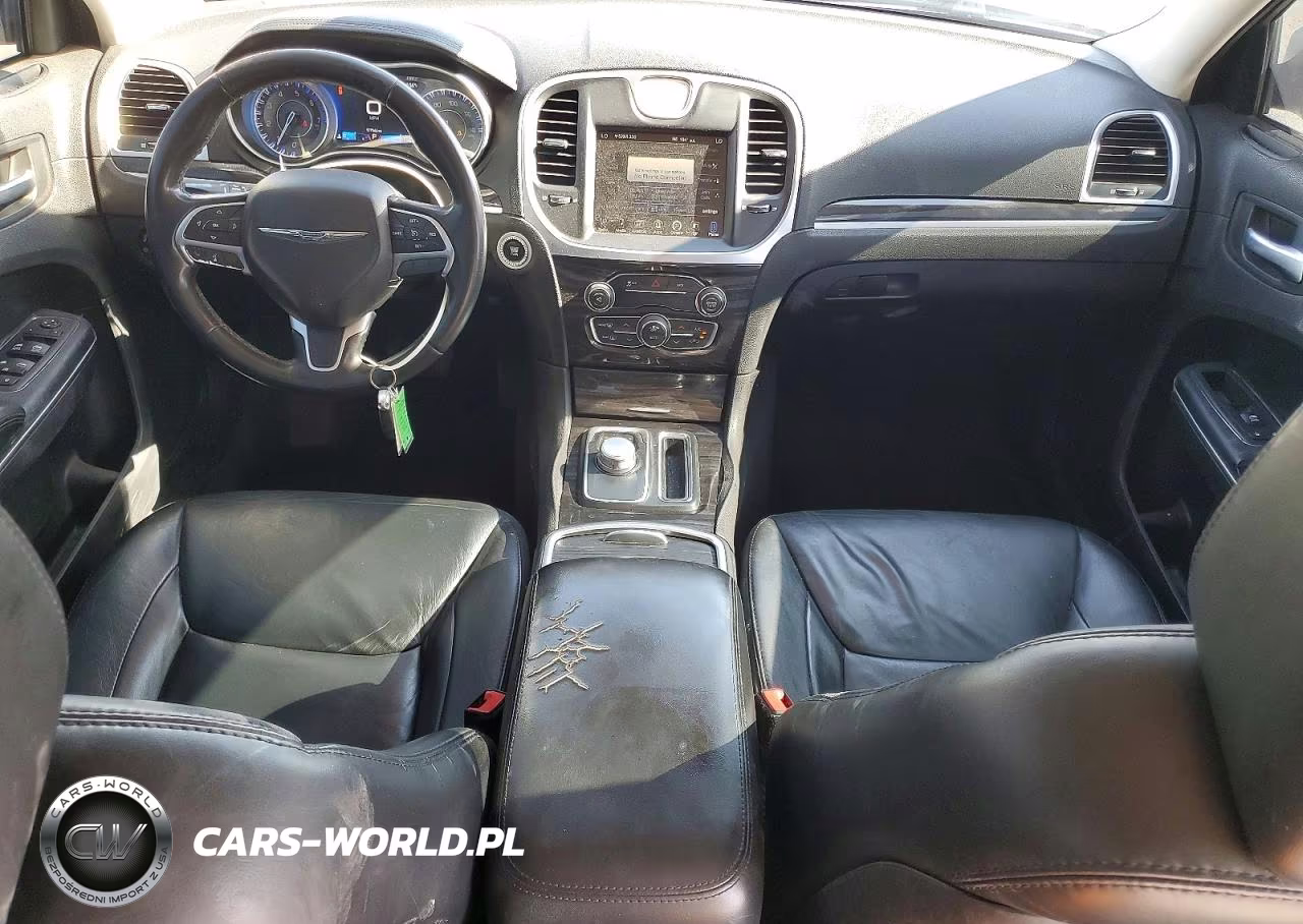 2015 Chrysler 300 Limited VIN:2C3CCAAG3FH792160 - 8