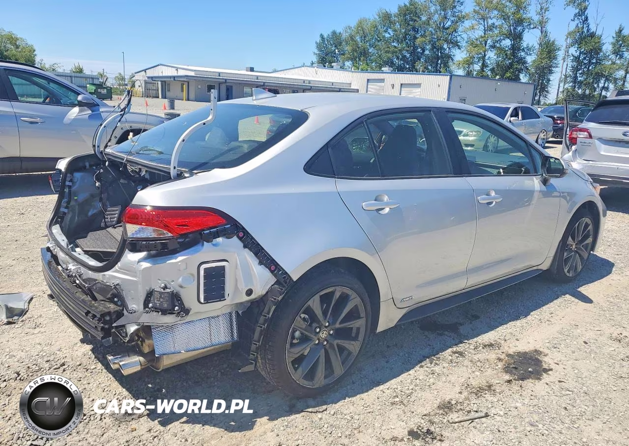 2026 Toyota Corolla Hybrid Se VIN:JTDBDMHE0T3030770 - 3
