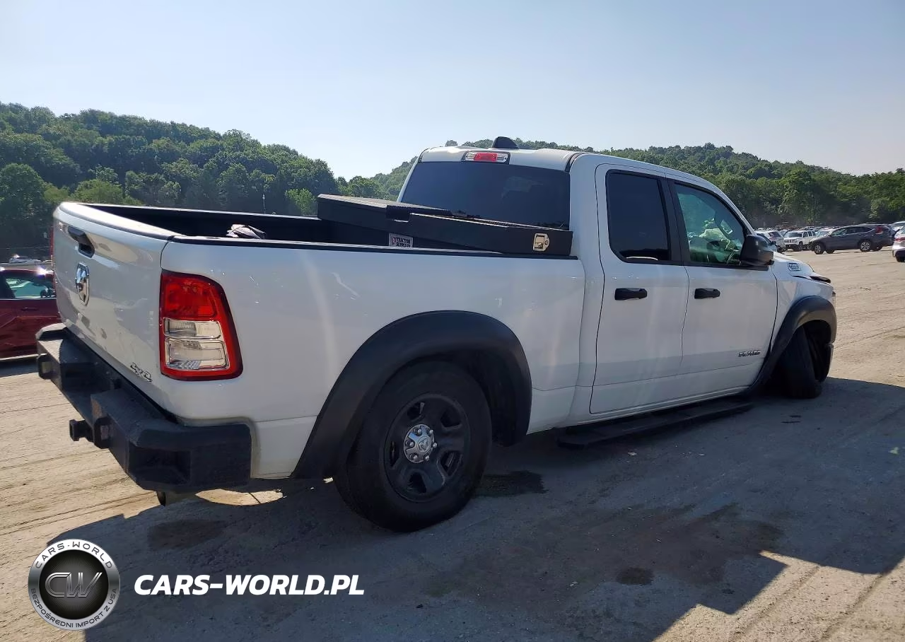 2019 Ram 1500 Tradesman VIN:1C6SRFCT0KN917041 - 3