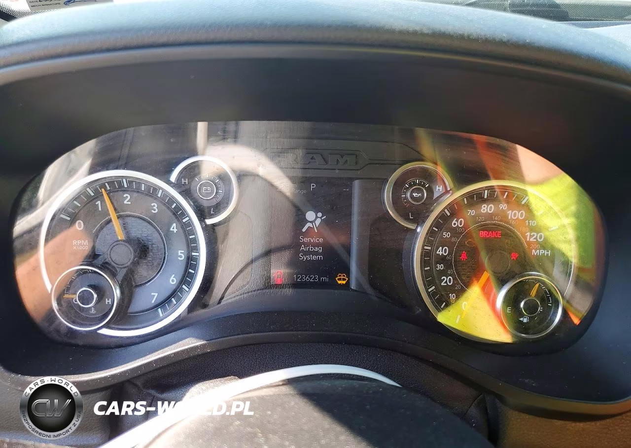 2019 Ram 1500 Tradesman VIN:1C6SRFCT0KN917041 - 9