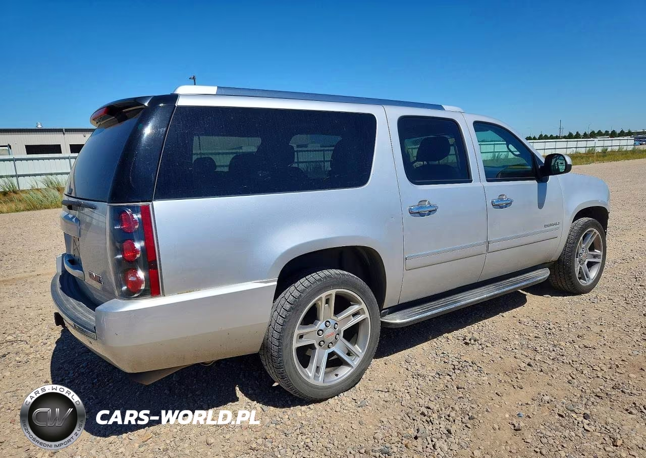 2014 GMC Yukon Xl Denali VIN:1GKS2MEF5ER134324 - 3